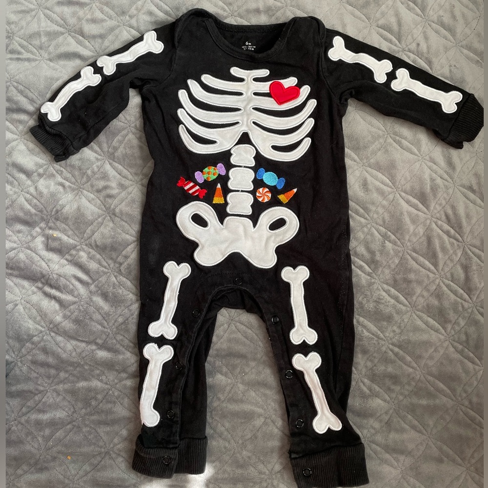 Baby Starters Skeleton costume pajamas size 3-6 months